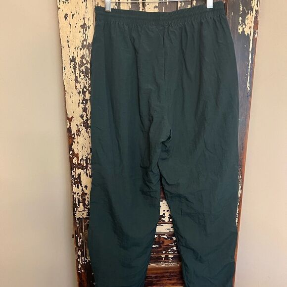 Men’s Vintage Reebok Nylon ankle zip track pants. - Picture 2 of 11